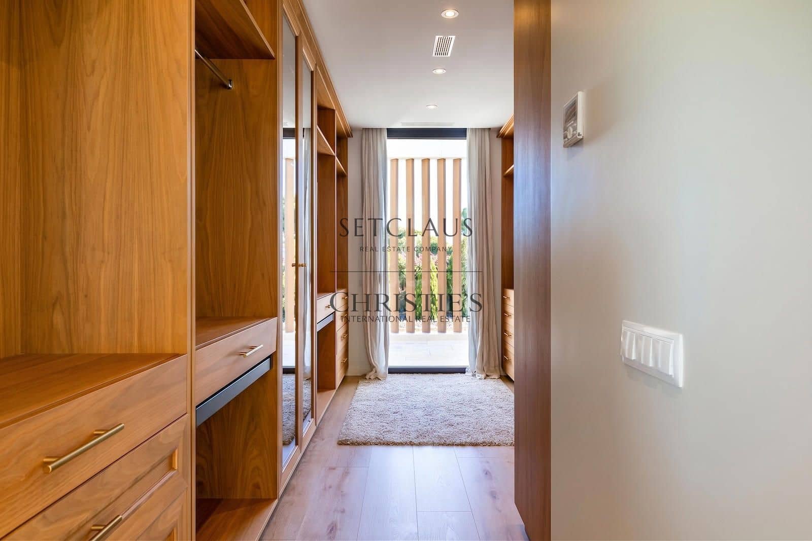 4 bedroom Villa for sale in Sant Andreu de Llavaneres with pool garage - € 3,750,000 (Ref: 10175740)