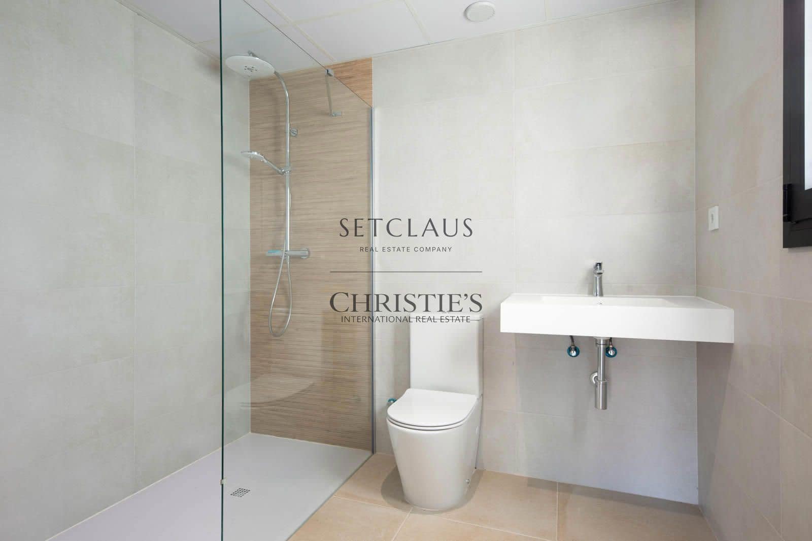 4 sovrum Villa till salu i Calafell med pool garage - 540 000 € (Ref: 10176054)