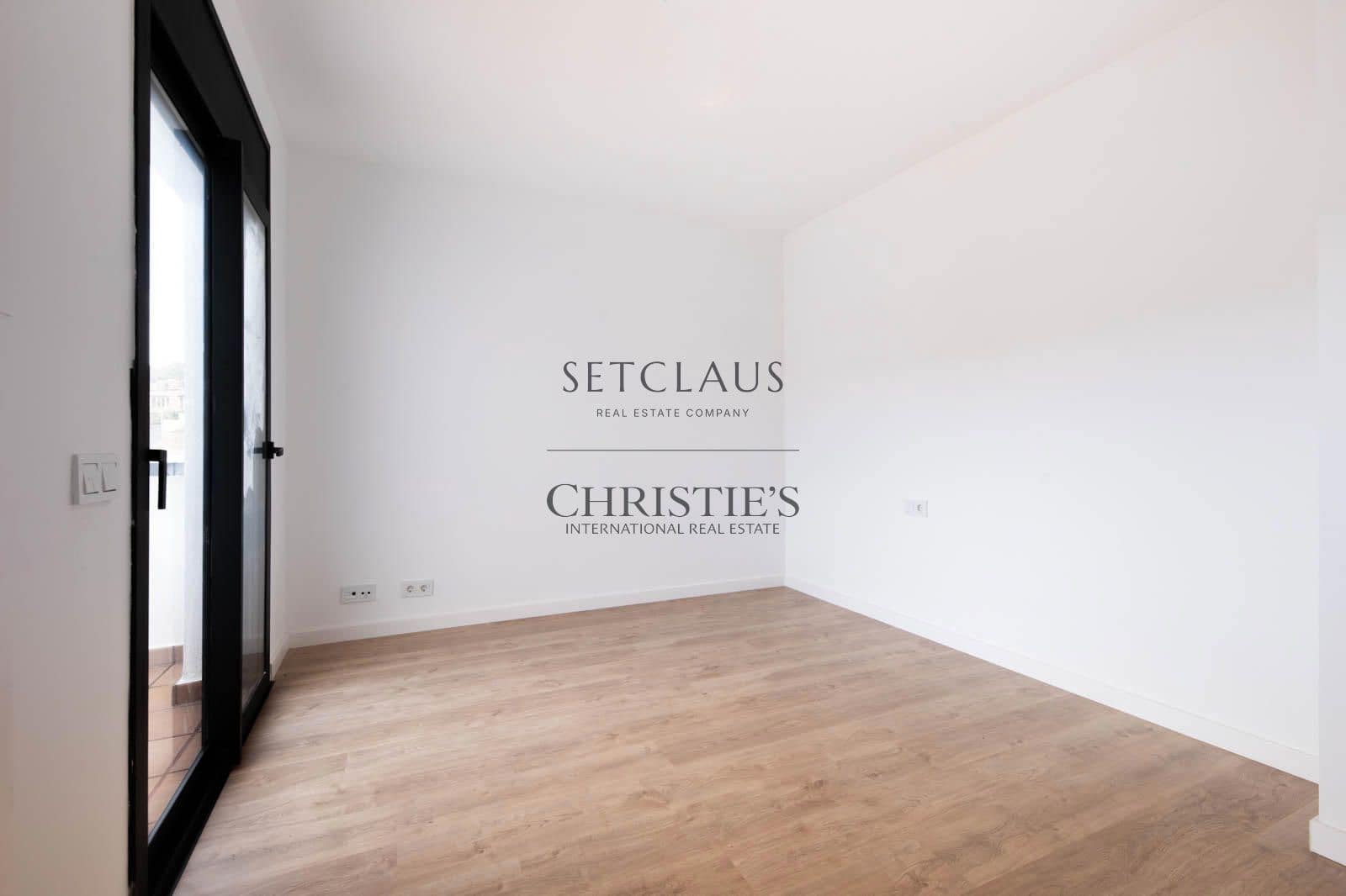 4 sovrum Villa till salu i Calafell med pool garage - 540 000 € (Ref: 10176054)