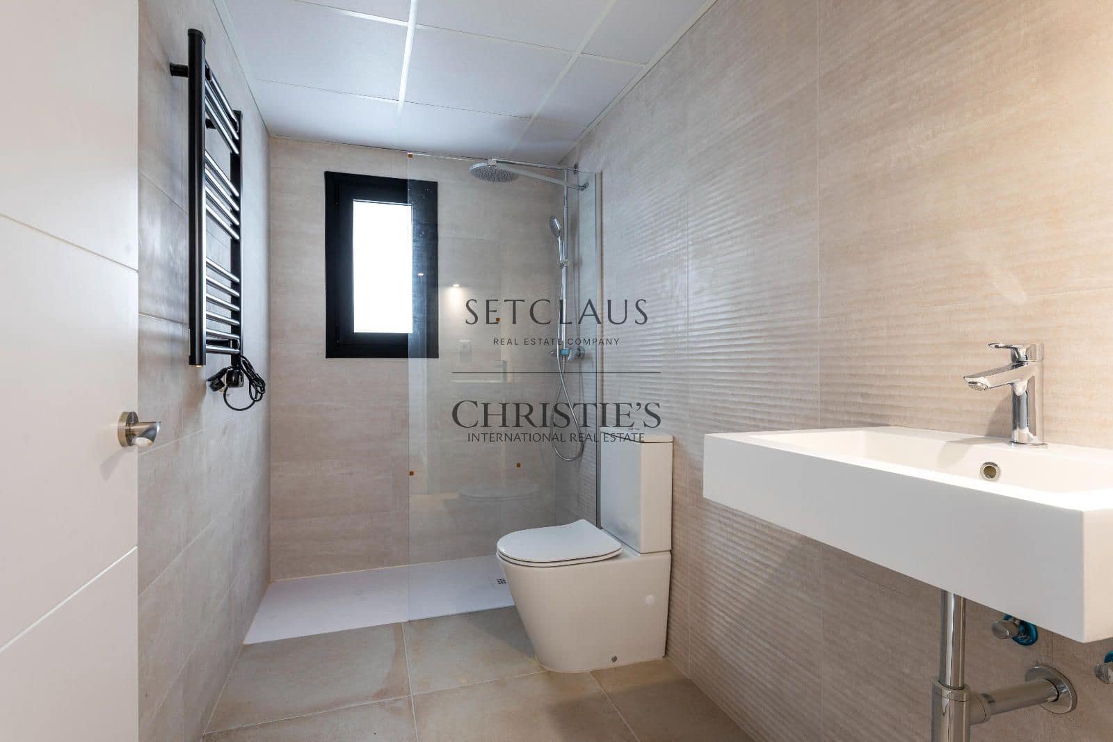 4 sovrum Villa till salu i Calafell med pool garage - 540 000 € (Ref: 10176054)