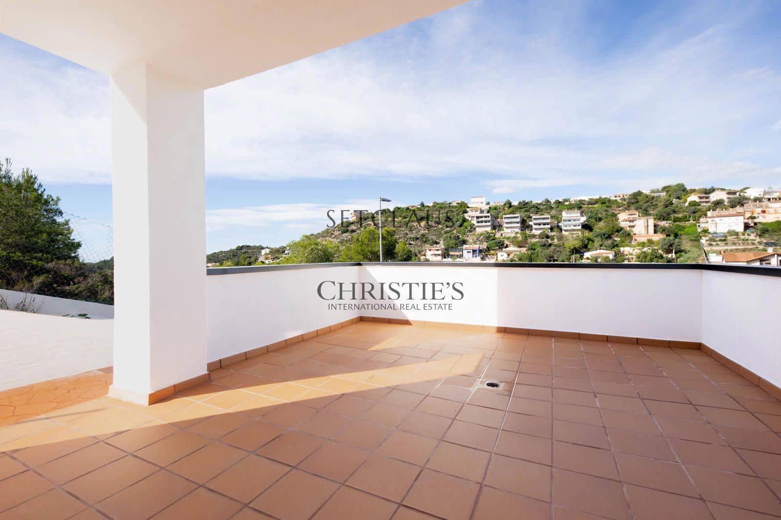 4 sovrum Villa till salu i Calafell med pool garage - 540 000 € (Ref: 10176054)