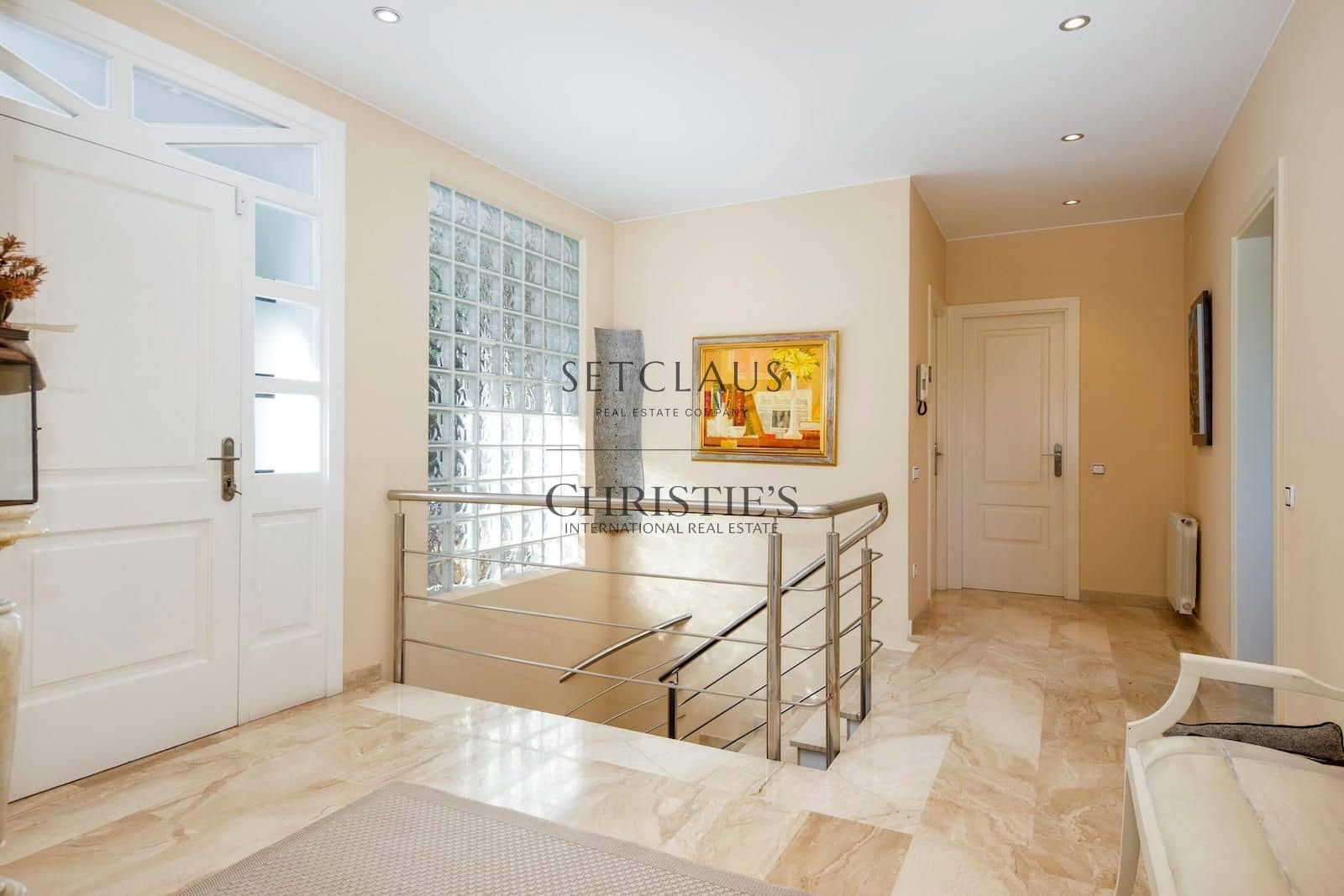 5 bedroom Villa for sale in Premia de Dalt with pool garage - € 1,350,000 (Ref: 10179620)