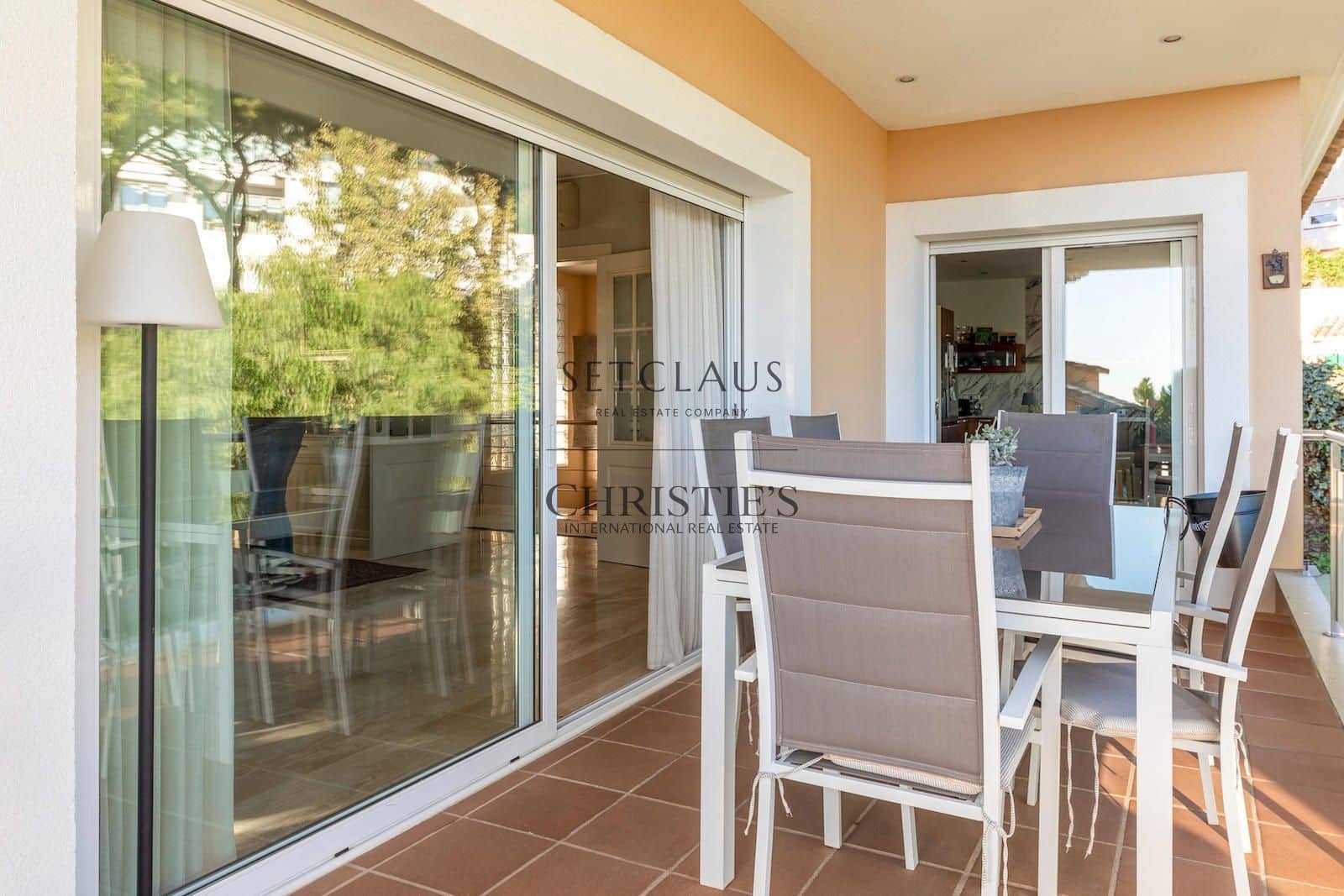 5 bedroom Villa for sale in Premia de Dalt with pool garage - € 1,350,000 (Ref: 10179620)