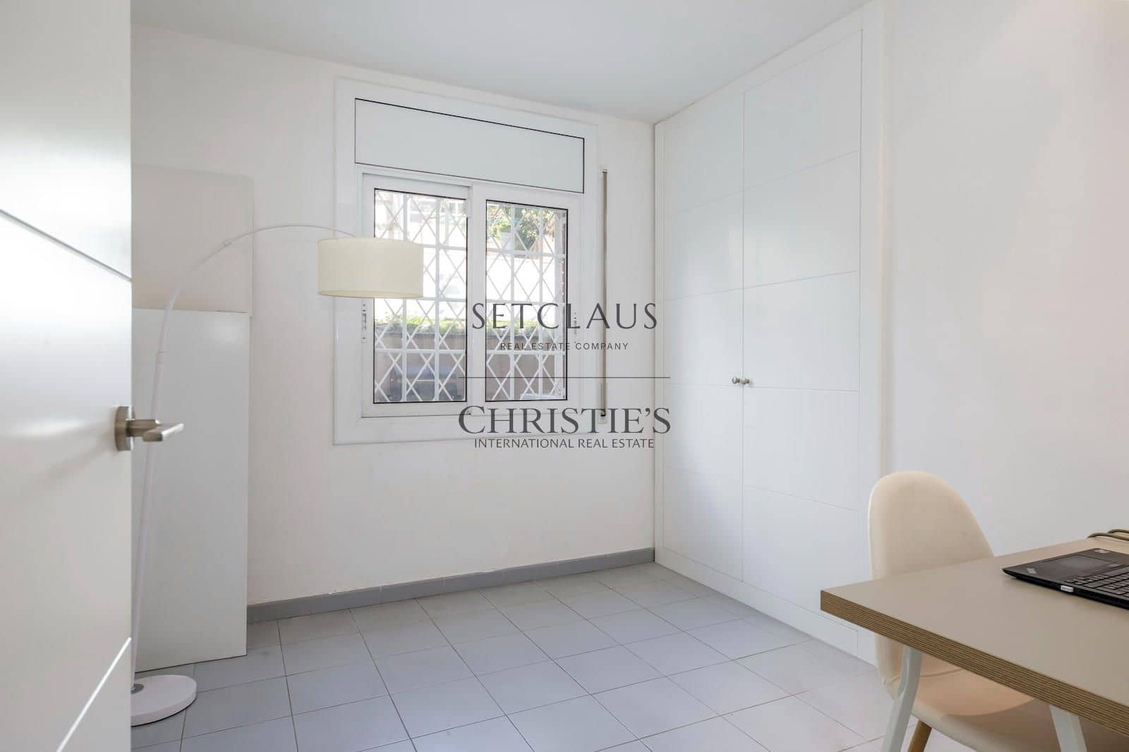 5 sypialnia Willa na sprzedaż w Teia z basenem garażem - 790 000 € (Ref: 10181636)