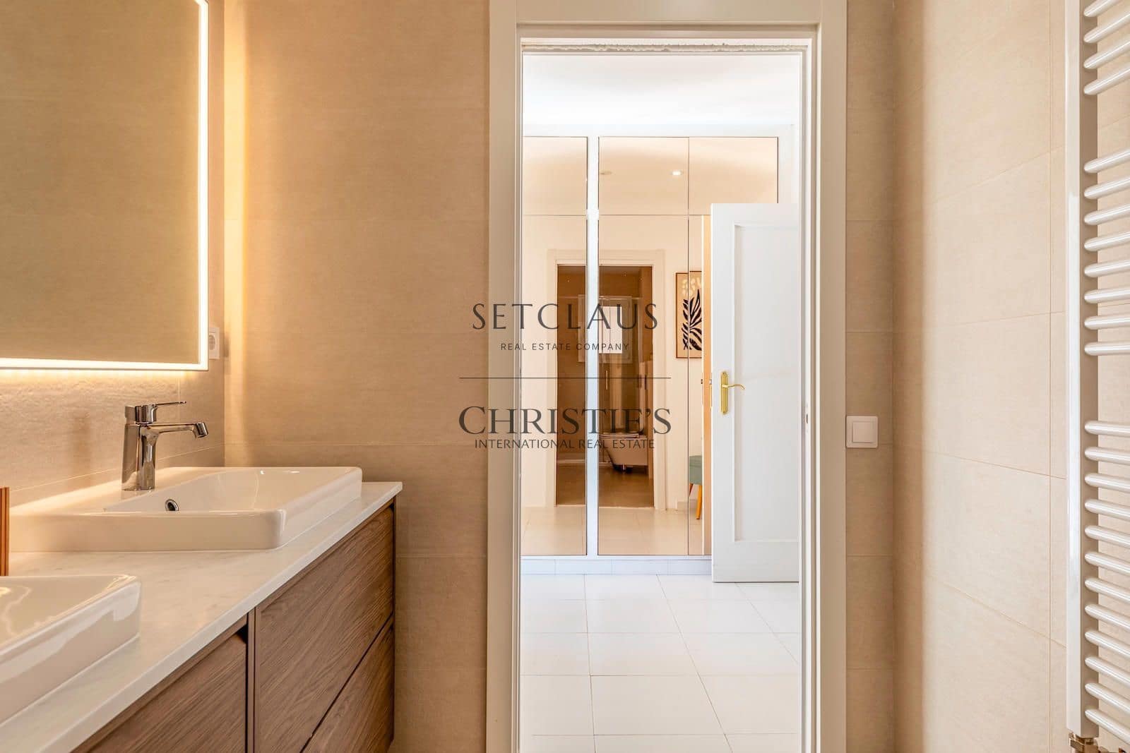 5 sypialnia Willa na sprzedaż w Teia z basenem garażem - 790 000 € (Ref: 10181636)