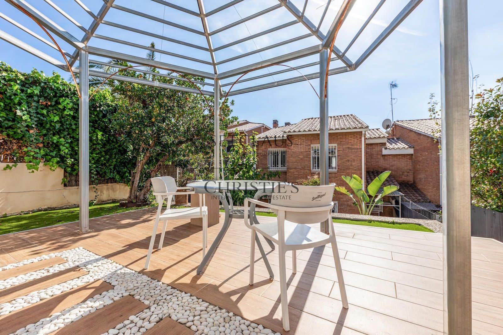 5 sypialnia Willa na sprzedaż w Teia z basenem garażem - 790 000 € (Ref: 10181636)