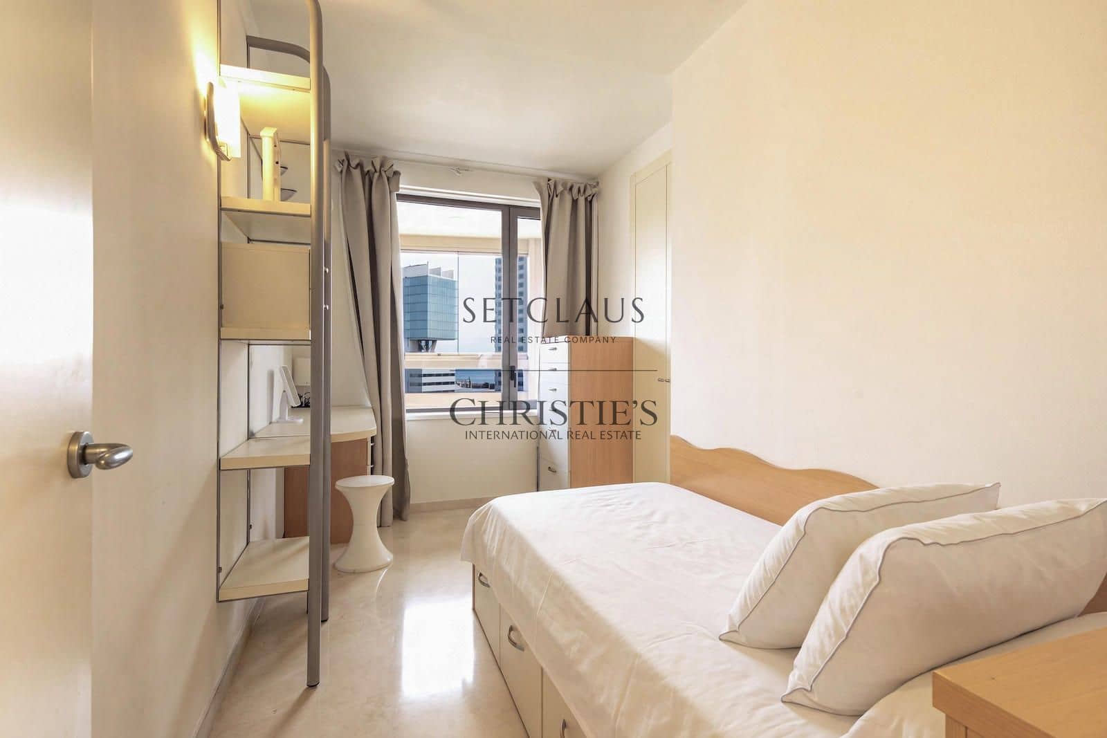 Piso de 3 habitaciones en Barcelona ciudad en venta con piscina - 1.495.000 € (Ref: 10182093)