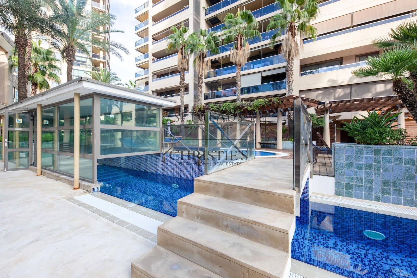 Piso de 3 habitaciones en Barcelona ciudad en venta con piscina - 1.495.000 € (Ref: 10182093)