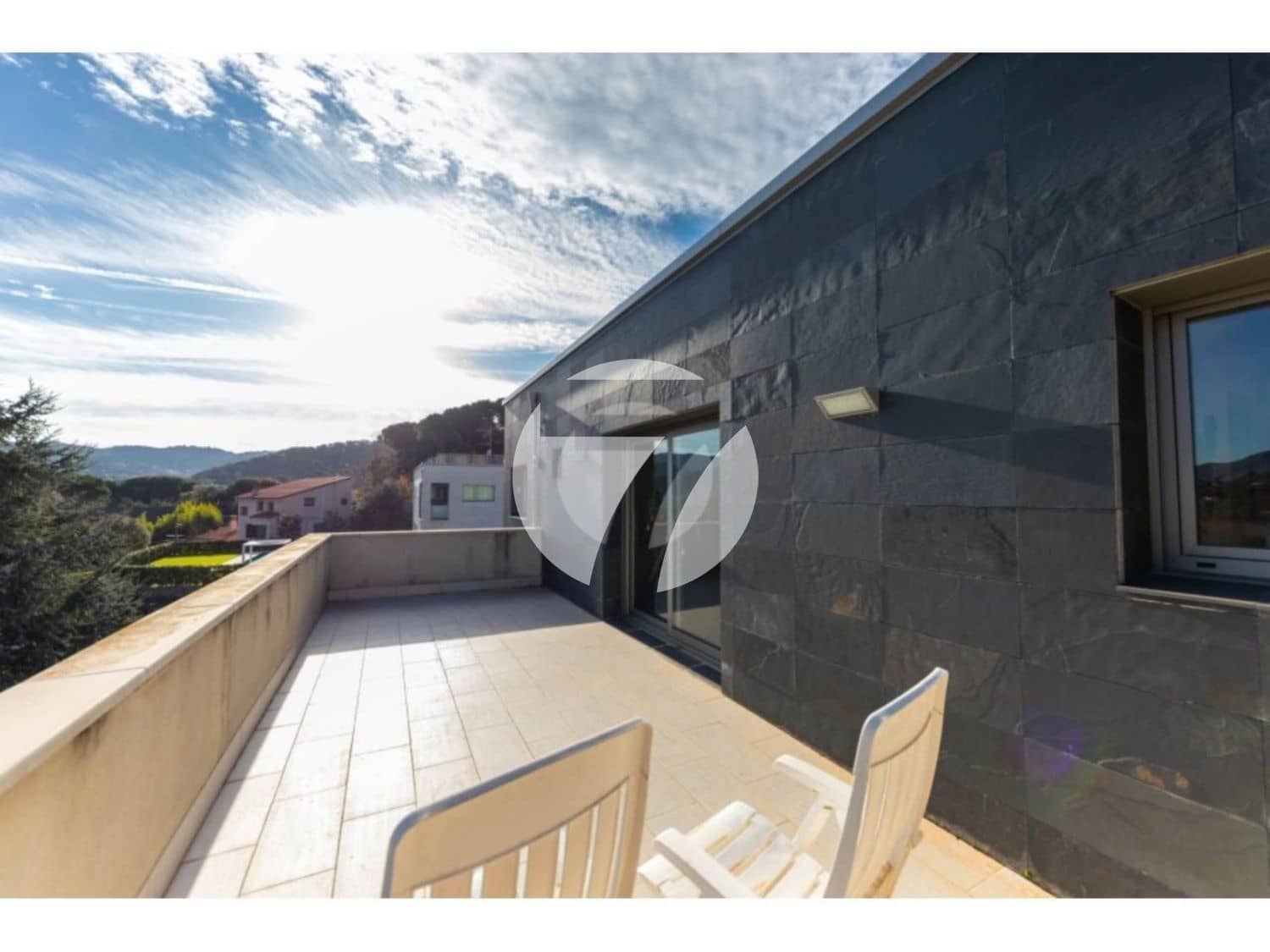 7 soveværelse Villa til salg i Vallromanes med swimmingpool garage - € 1.325.000 (Ref: 5385144)