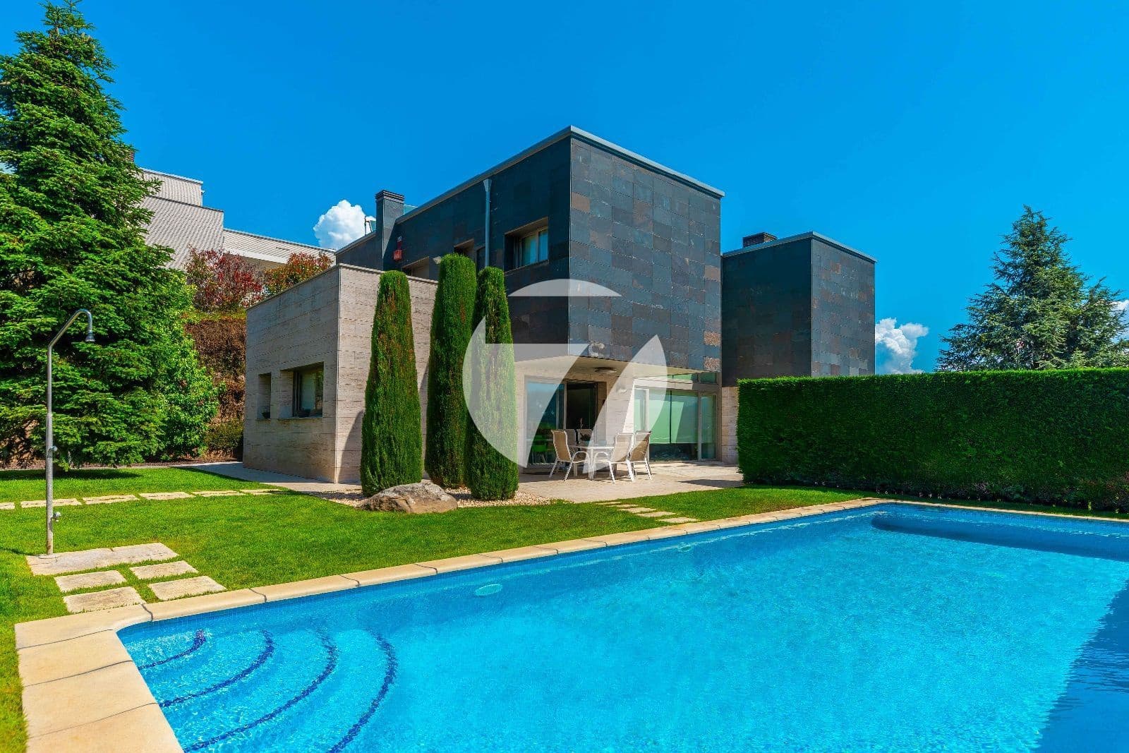 7 soveværelse Villa til salg i Vallromanes med swimmingpool garage - € 1.325.000 (Ref: 5385144)