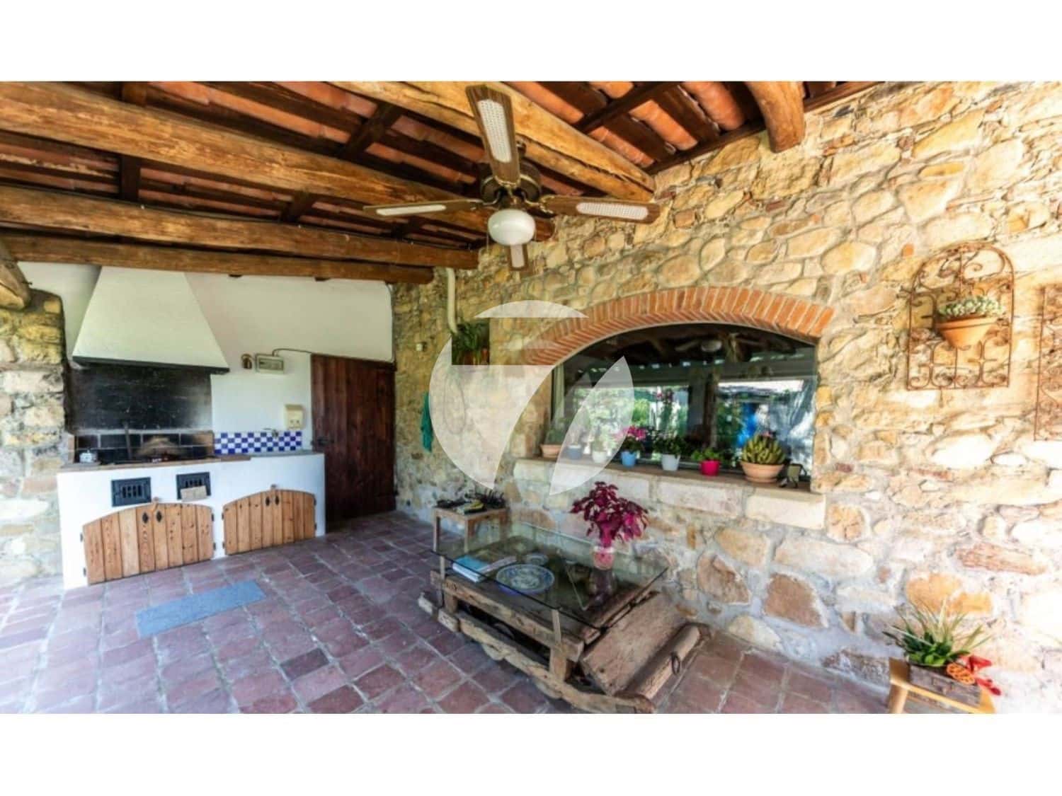 6 bedroom Villa for sale in Sant Feliu de Buixalleu with pool garage - € 1,100,000 (Ref: 5385156)