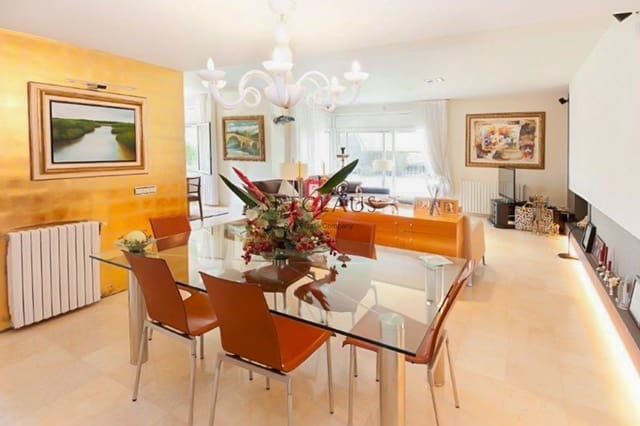 5 soverom Villa til salgs i Alella med svømmebasseng garasje - € 2 000 000 (Ref: 5385182)