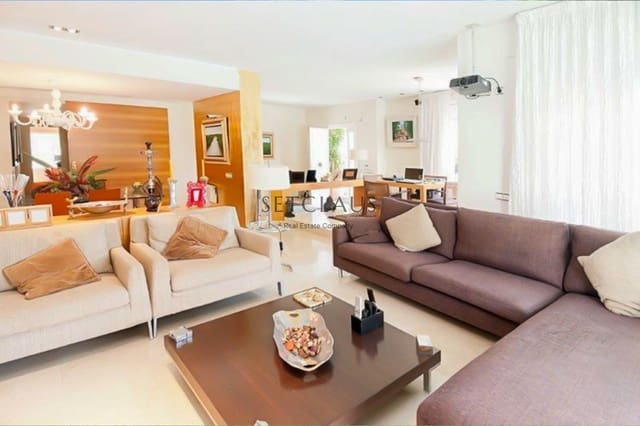 5 soverom Villa til salgs i Alella med svømmebasseng garasje - € 2 000 000 (Ref: 5385182)