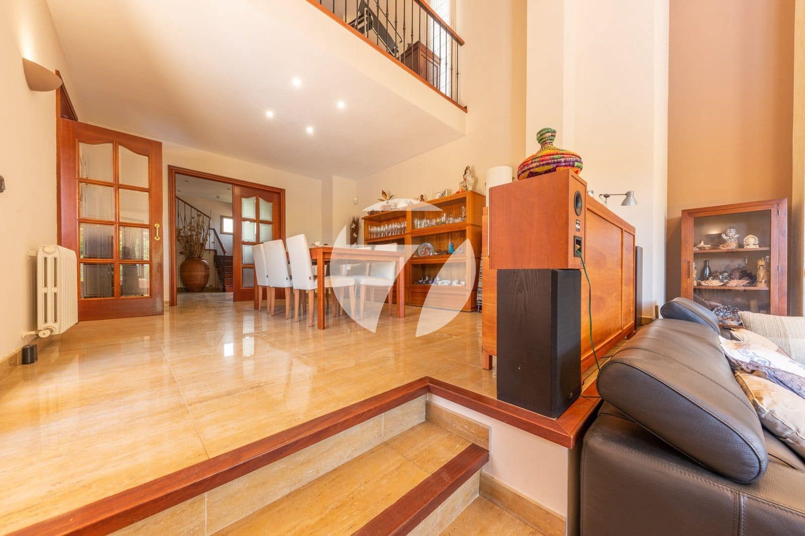 4 soverom Villa til salgs i Vallromanes med svømmebasseng garasje - € 849 000 (Ref: 5385190)