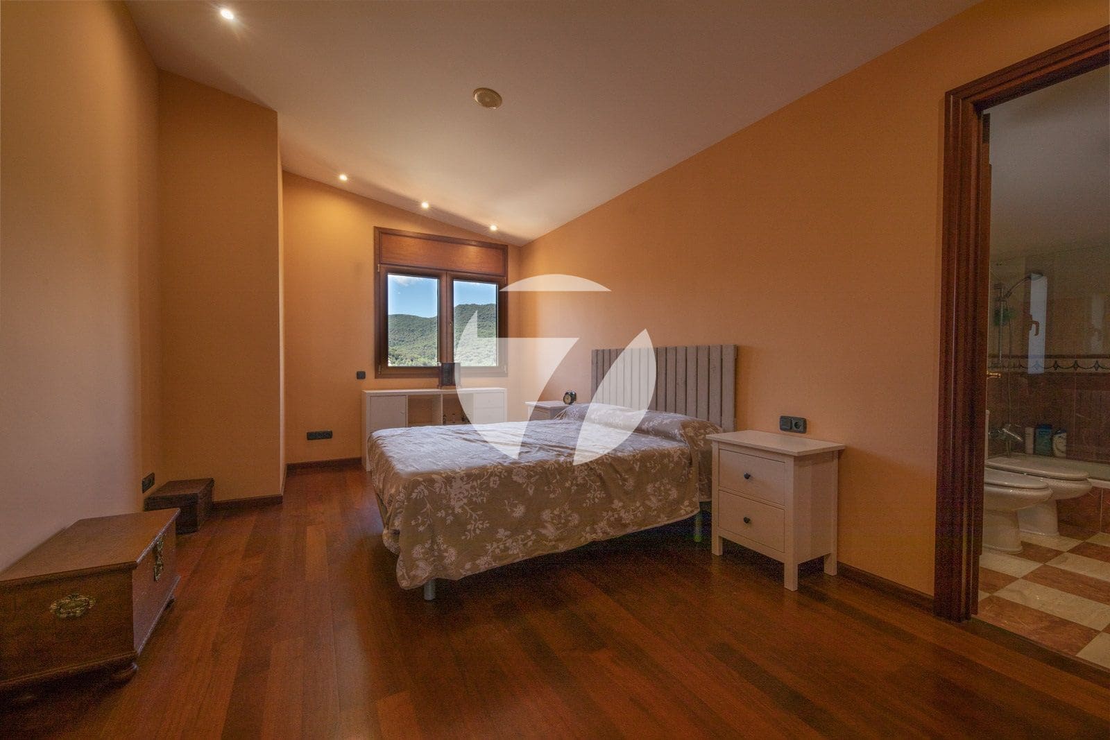 4 soverom Villa til salgs i Vallromanes med svømmebasseng garasje - € 849 000 (Ref: 5385190)