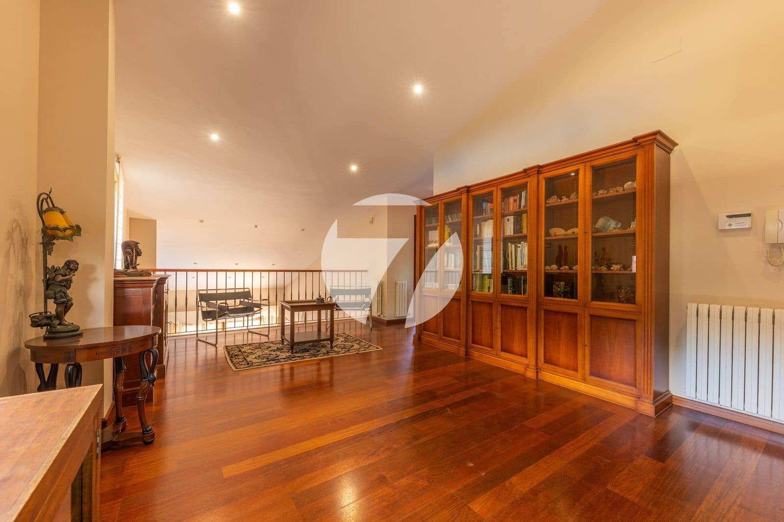 4 soverom Villa til salgs i Vallromanes med svømmebasseng garasje - € 849 000 (Ref: 5385190)