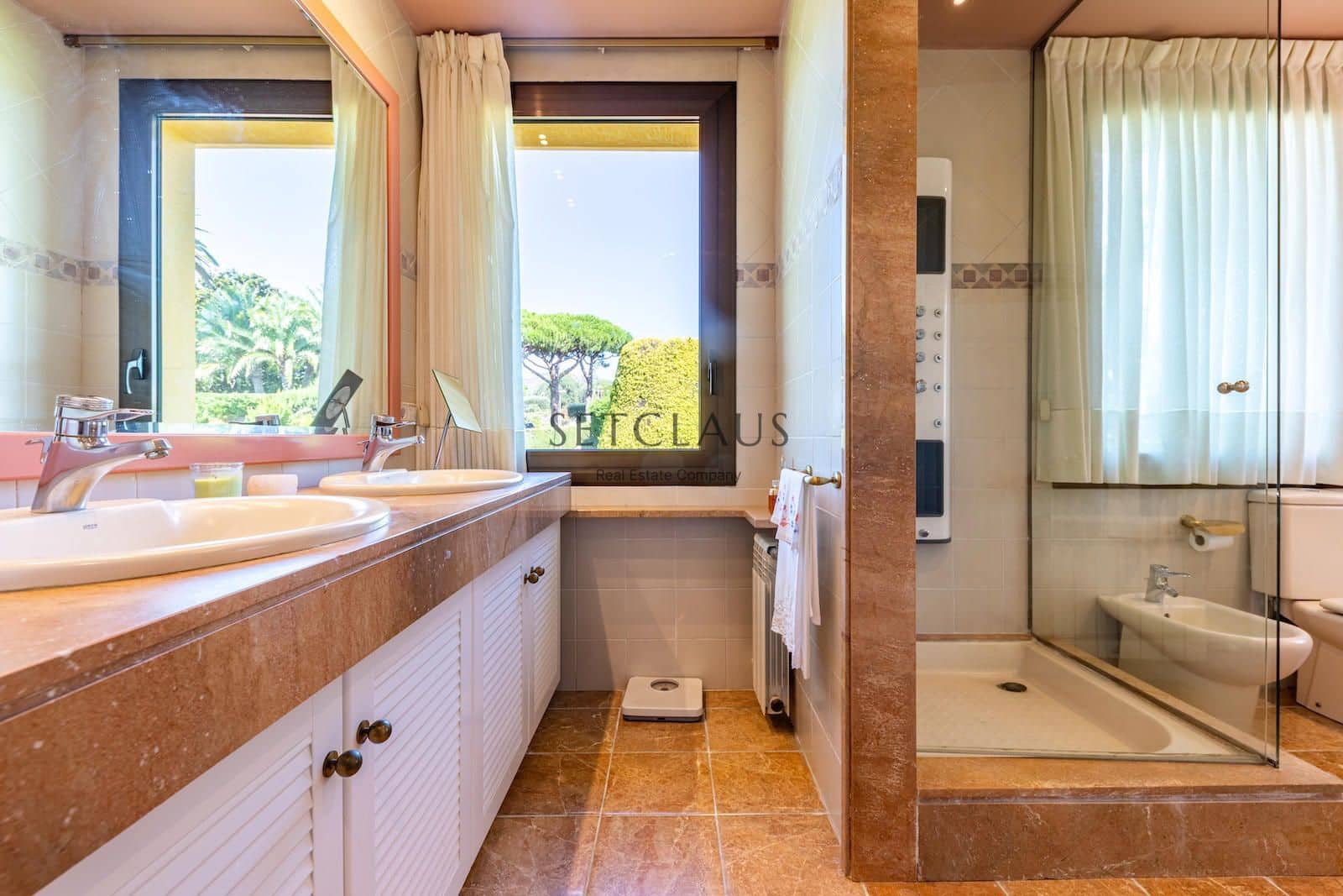 5 soveværelse Villa til salg i Alella med swimmingpool garage - € 1.980.000 (Ref: 5385205)