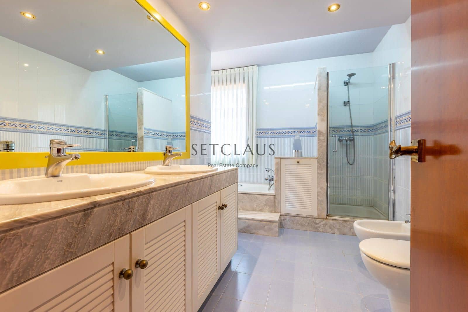 5 soveværelse Villa til salg i Alella med swimmingpool garage - € 1.980.000 (Ref: 5385205)