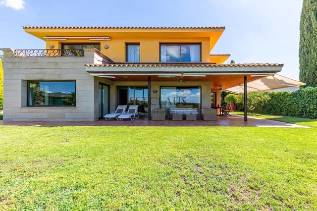 5 makuuhuone Huvila myytävänä paikassa Alella mukana uima-altaan 
autotalli - 1 980 000 € (Ref: 5385205)