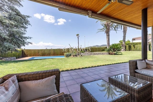 5 bedroom Villa for sale in Alella with pool garage - € 1,980,000 (Ref: 5385205)