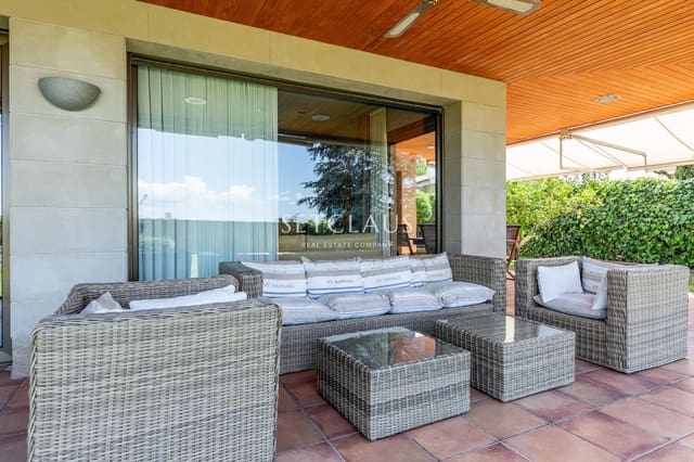 5 bedroom Villa for sale in Alella with pool garage - € 1,980,000 (Ref: 5385205)