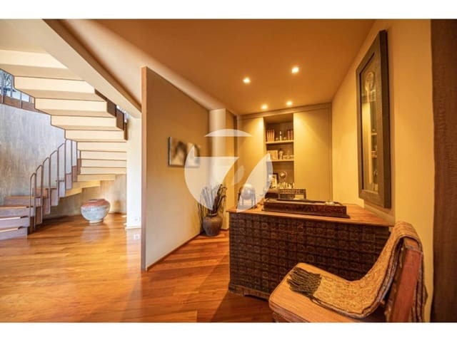 5 slaapkamer Villa te koop in Montornès del Vallès met zwembad garage - € 1.200.000 (Ref: 5385209)