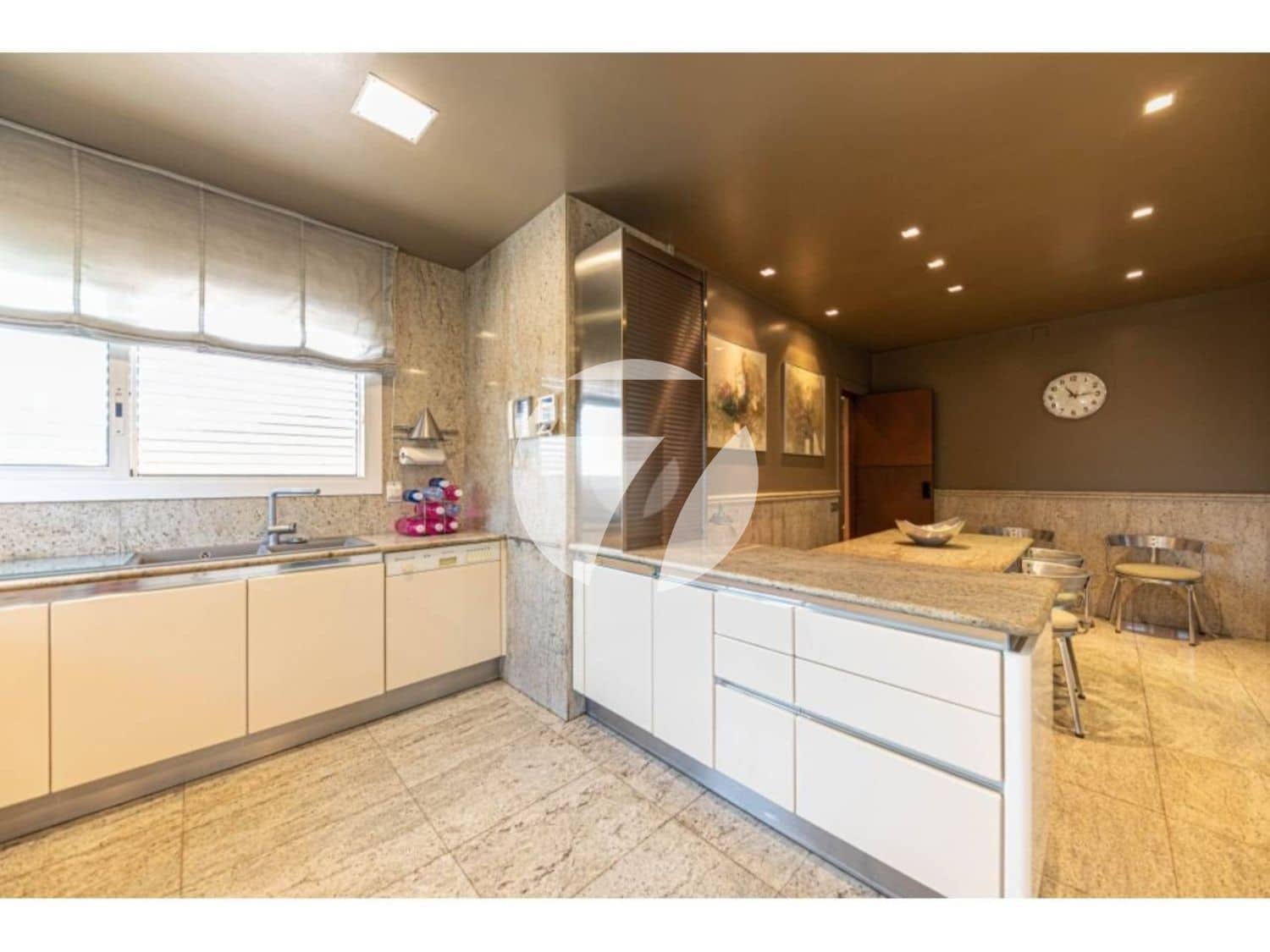 5 slaapkamer Villa te koop in Montornes del Valles met zwembad garage - € 1.200.000 (Ref: 5385209)