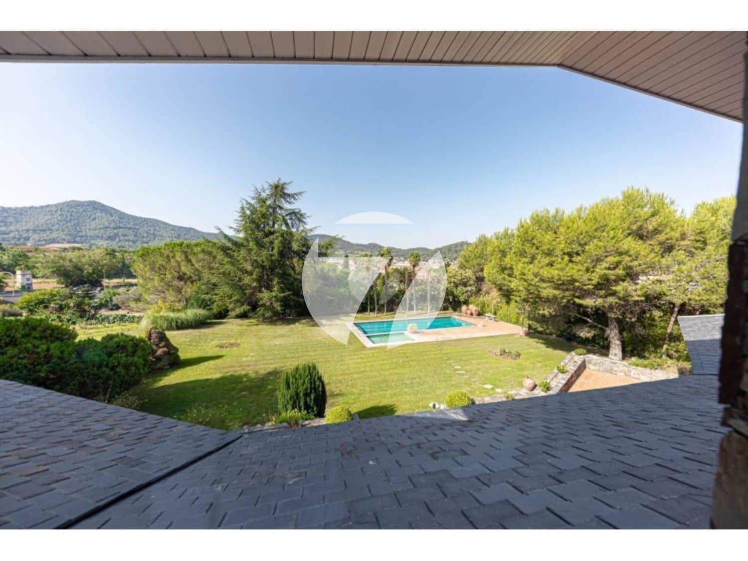 5 slaapkamer Villa te koop in Montornes del Valles met zwembad garage - € 1.200.000 (Ref: 5385209)