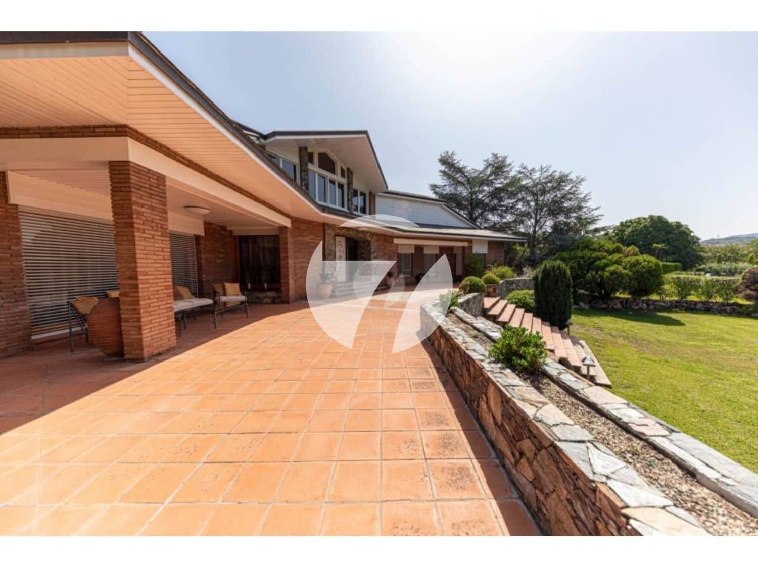 5 slaapkamer Villa te koop in Montornes del Valles met zwembad garage - € 1.200.000 (Ref: 5385209)