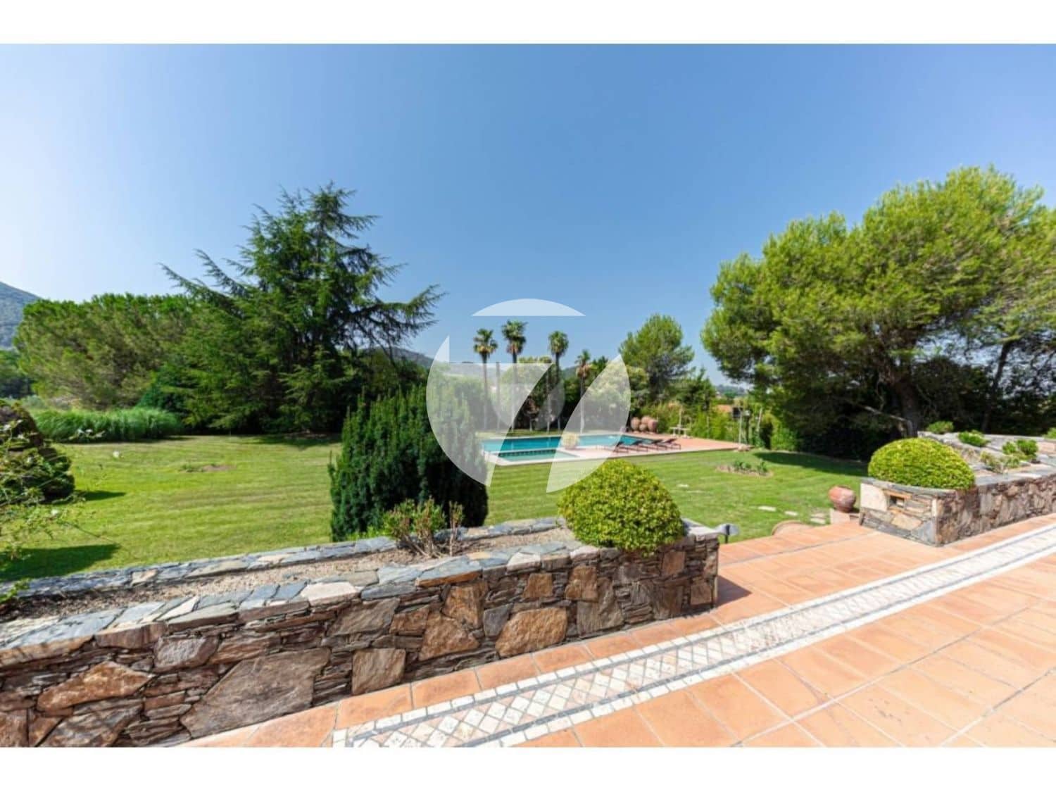 5 slaapkamer Villa te koop in Montornes del Valles met zwembad garage - € 1.200.000 (Ref: 5385209)