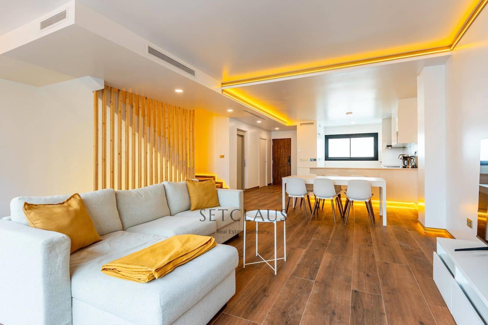 4 soveværelse Byhus til salg i Montgat med swimmingpool garage - € 915.000 (Ref: 5765251)