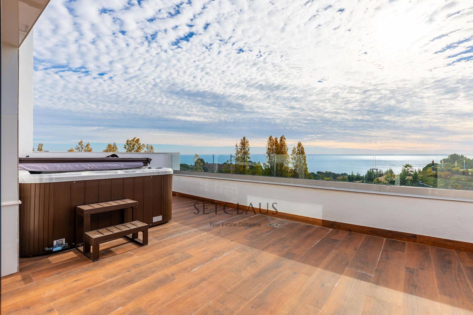 4 soveværelse Byhus til salg i Montgat med swimmingpool garage - € 915.000 (Ref: 5765251)