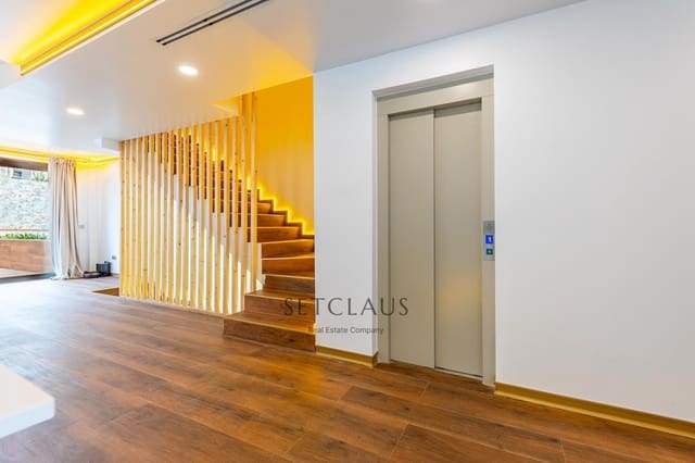 4 soverom Hus til salgs i Montgat med svømmebasseng garasje - € 915 000 (Ref: 5765251)