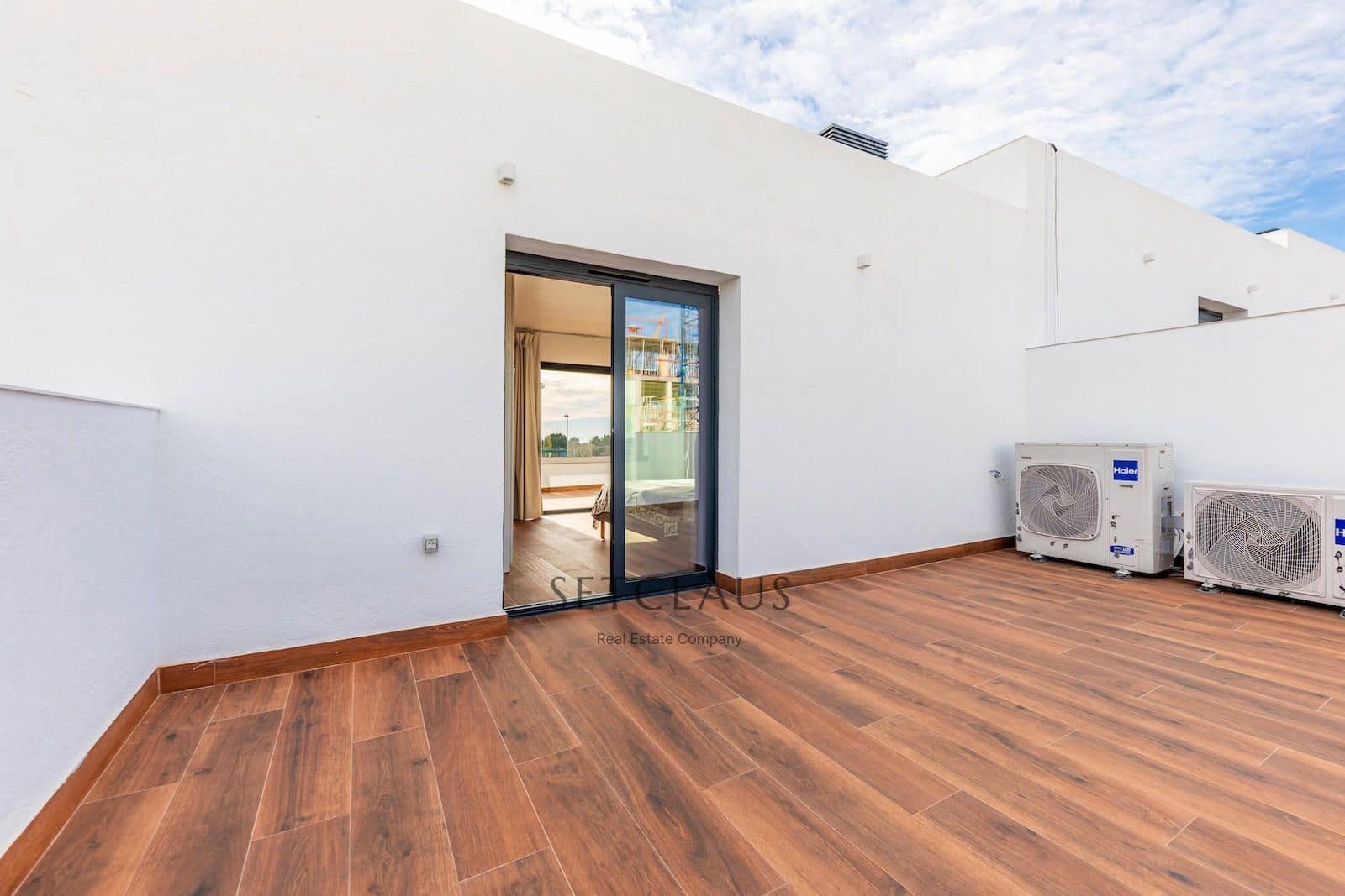 4 soveværelse Byhus til salg i Montgat med swimmingpool garage - € 915.000 (Ref: 5765251)