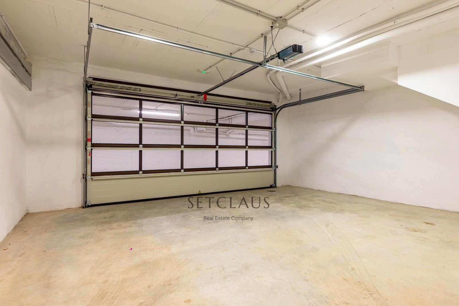 4 soveværelse Byhus til salg i Montgat med swimmingpool garage - € 915.000 (Ref: 5765251)