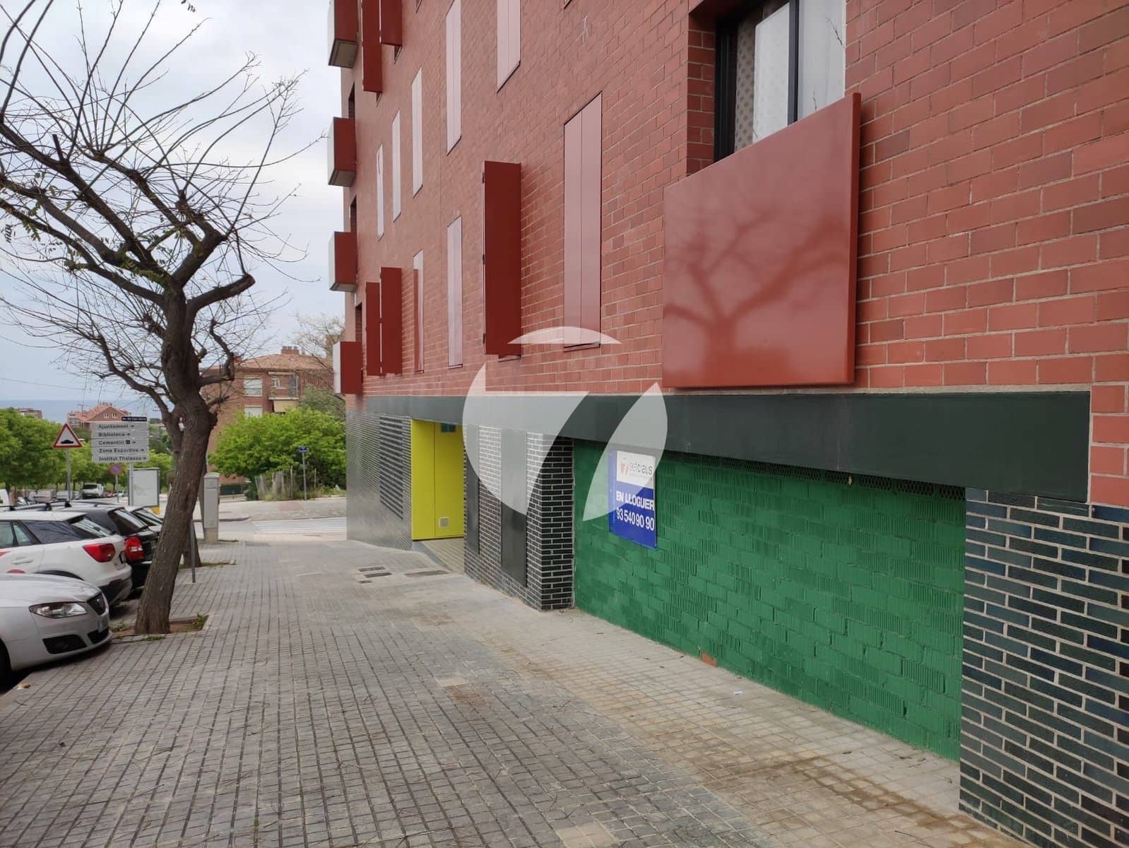 Erhverv til leje i Montgat - € 1.200 (Ref: 6819604)