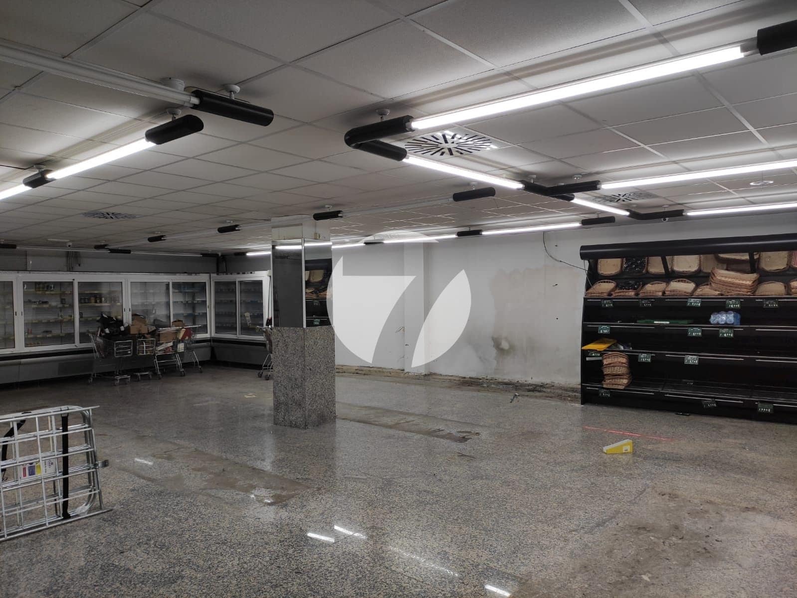 Erhverv til leje i Montgat - € 2.300 (Ref: 6819605)