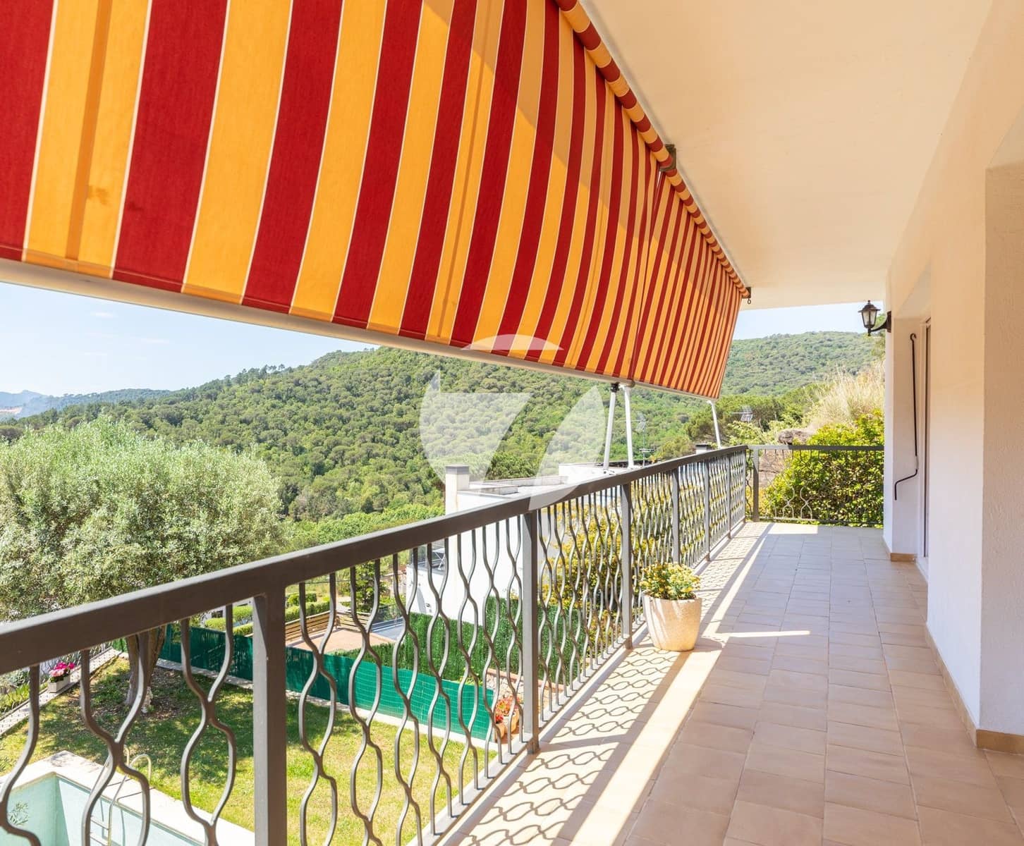 7 soveværelse Villa til salg i Dosrius med swimmingpool garage - € 750.000 (Ref: 6889282)