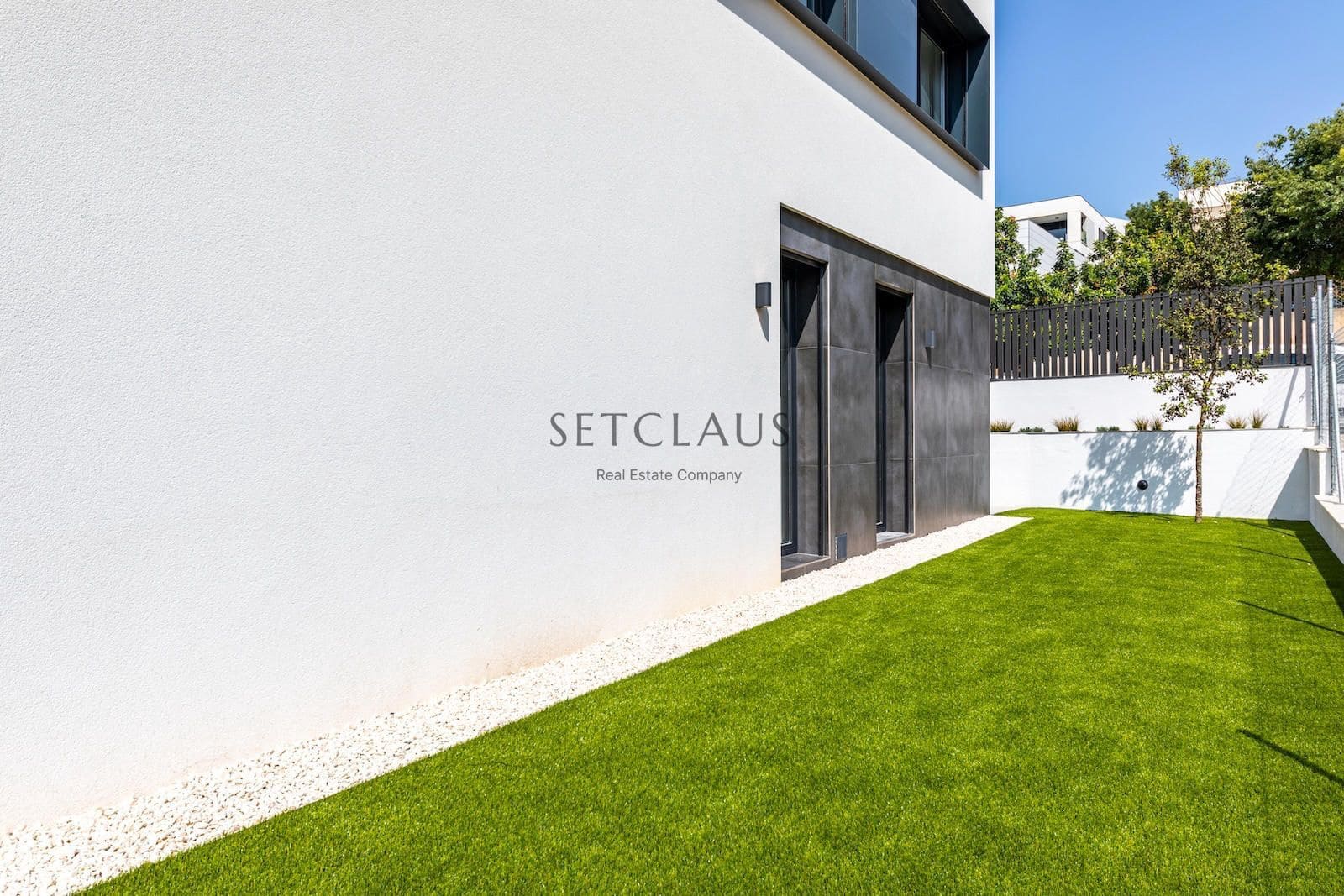 4 makuuhuone Huvila myytävänä paikassa Teia mukana uima-altaan 
autotalli - 1 100 000 € (Ref: 6965615)