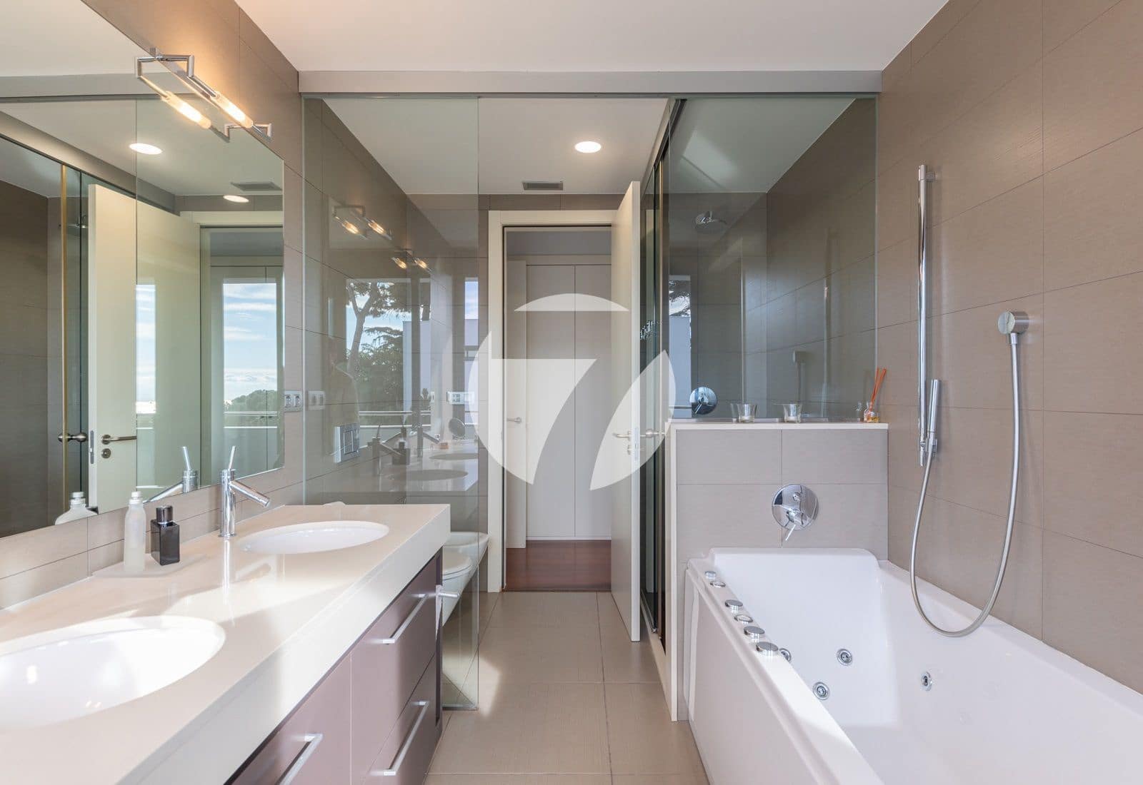 5 Zimmer Villa zu verkaufen in Premia de Dalt mit Pool Garage - 1.600.000 € (Ref: 7352776)