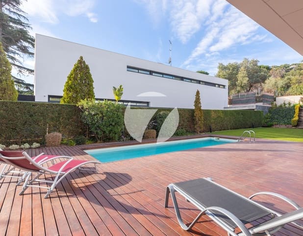 5 soveværelse Villa til salg i Premià de Dalt med swimmingpool garage - € 1.600.000 (Ref: 7352776)