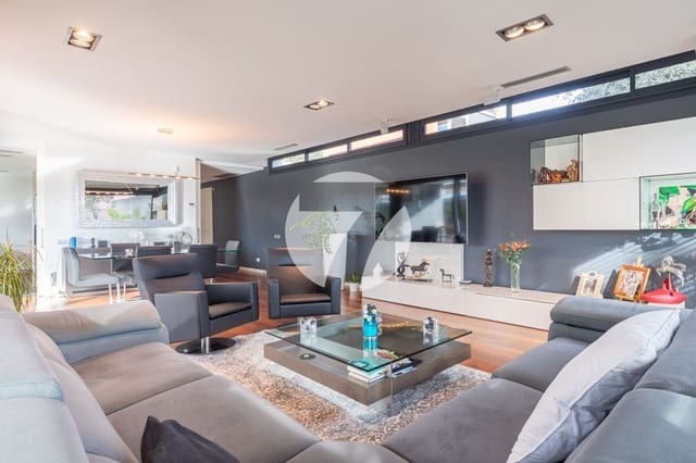 5 soveværelse Villa til salg i Premià de Dalt med swimmingpool garage - € 1.600.000 (Ref: 7352776)