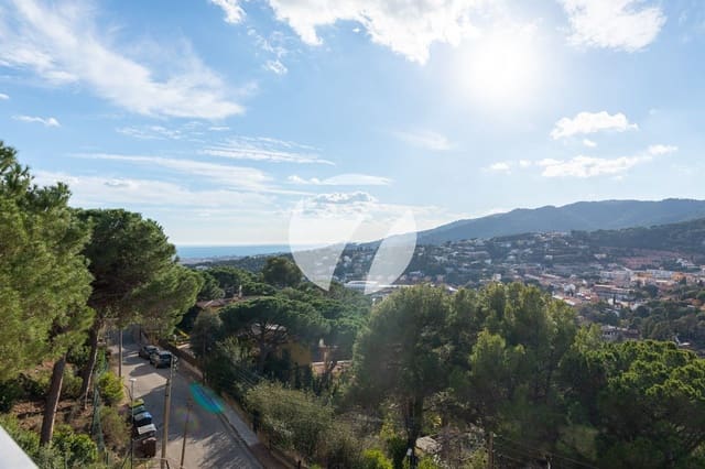 4 soverom Villa til salgs i Cabrils med svømmebasseng garasje - € 980 000 (Ref: 7426681)