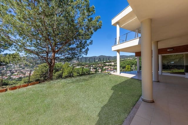 4 soverom Villa til salgs i Cabrils med svømmebasseng garasje - € 980 000 (Ref: 7426681)