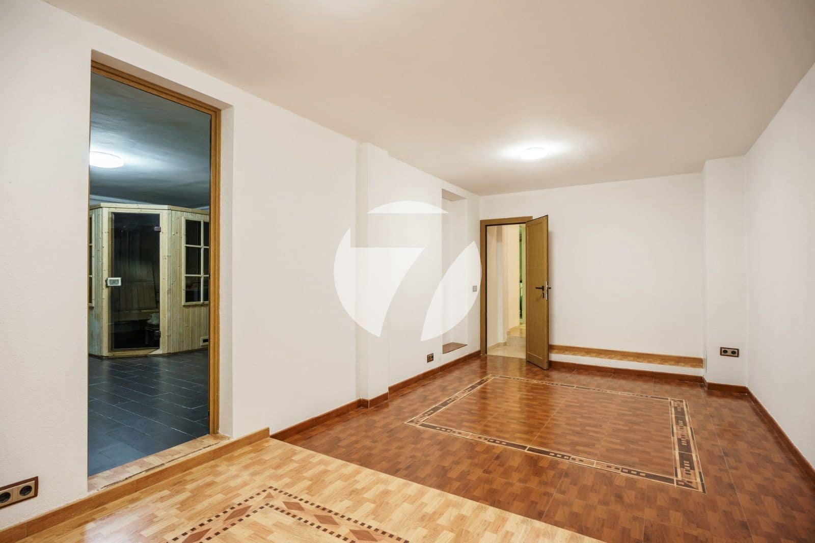 5 soveværelse Villa til salg i Teia med swimmingpool - € 1.780.000 (Ref: 7733659)