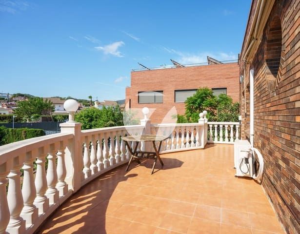 5 soverom Villa til salgs i Teià med svømmebasseng - € 1 780 000 (Ref: 7733659)