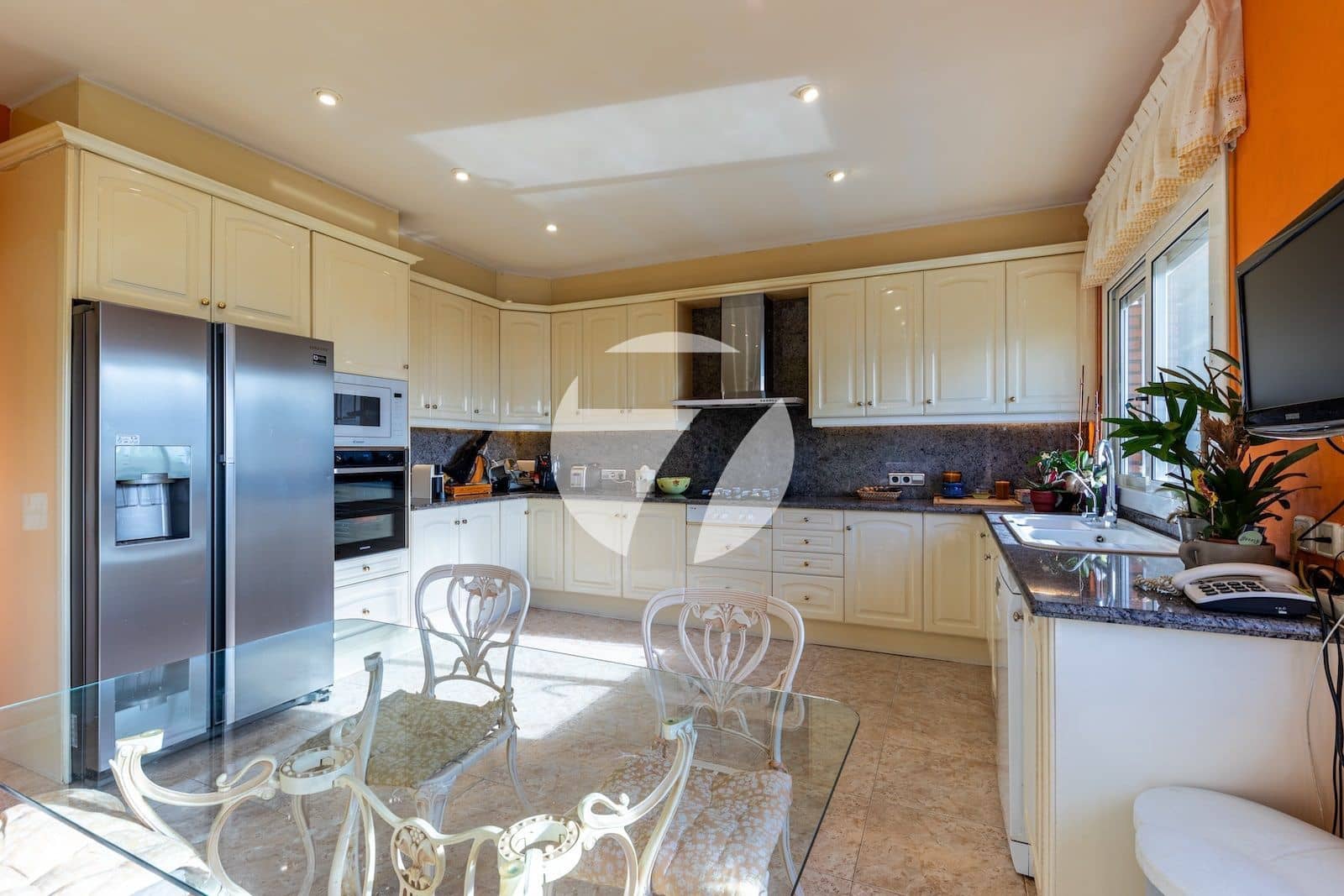 5 soveværelse Villa til salg i Premia de Dalt med swimmingpool garage - € 995.000 (Ref: 8035016)