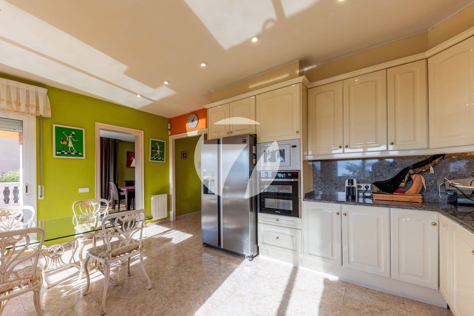 5 soveværelse Villa til salg i Premia de Dalt med swimmingpool garage - € 995.000 (Ref: 8035016)