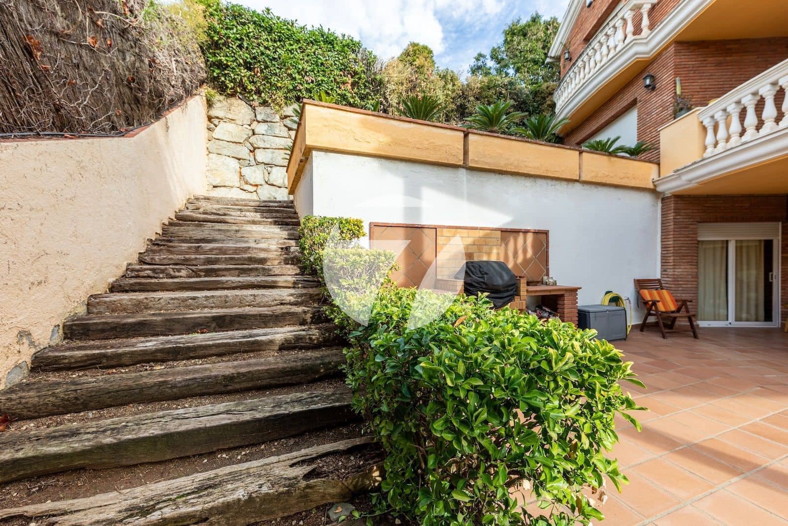 5 soveværelse Villa til salg i Premia de Dalt med swimmingpool garage - € 995.000 (Ref: 8035016)