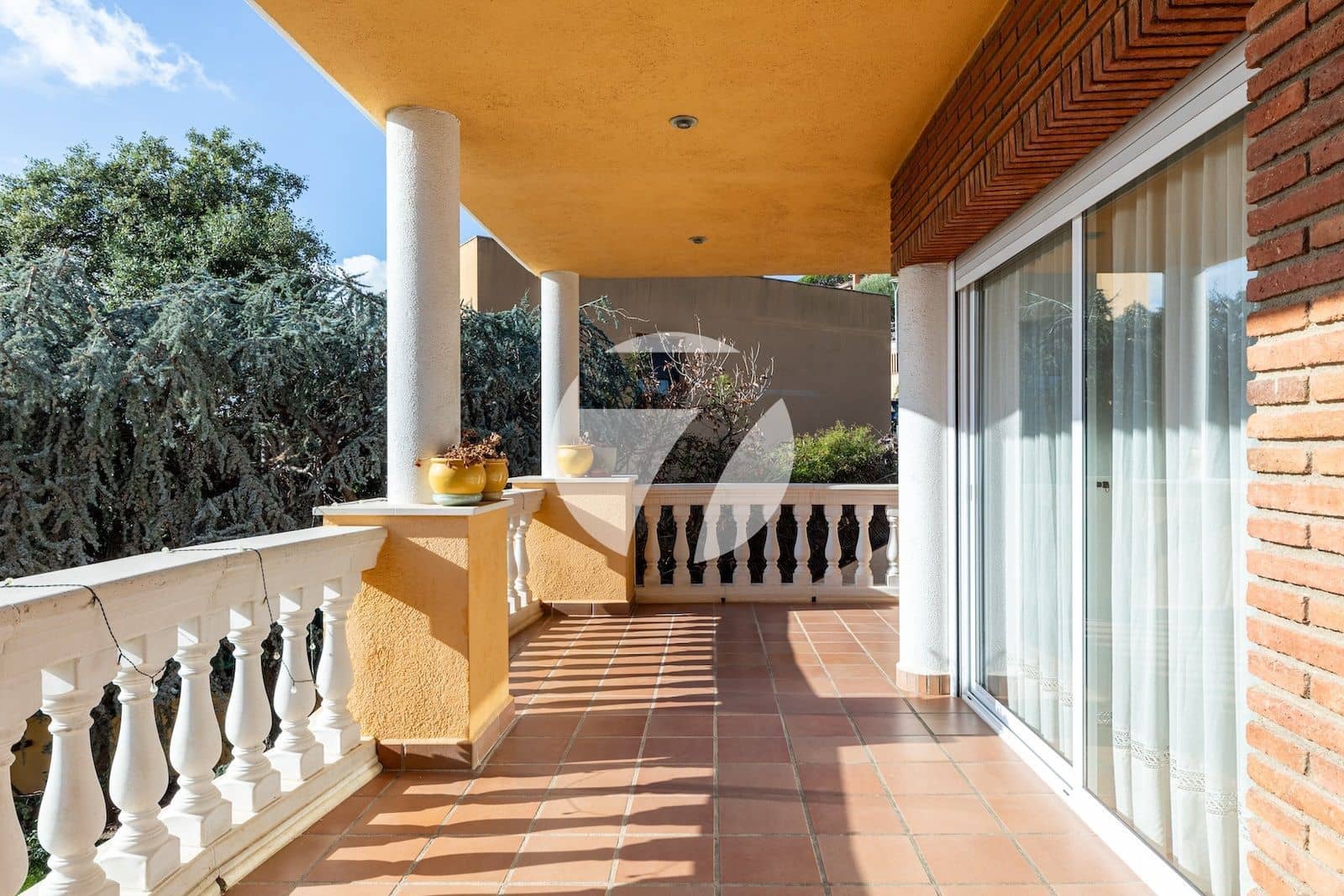 5 soveværelse Villa til salg i Premia de Dalt med swimmingpool garage - € 995.000 (Ref: 8035016)